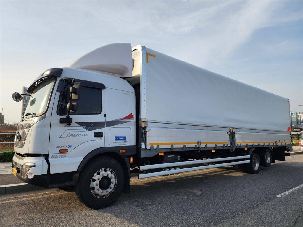 medium and large cargo truck 2026 Blanco - Importación desde Corea - HF Imports Iquique - Foto 1