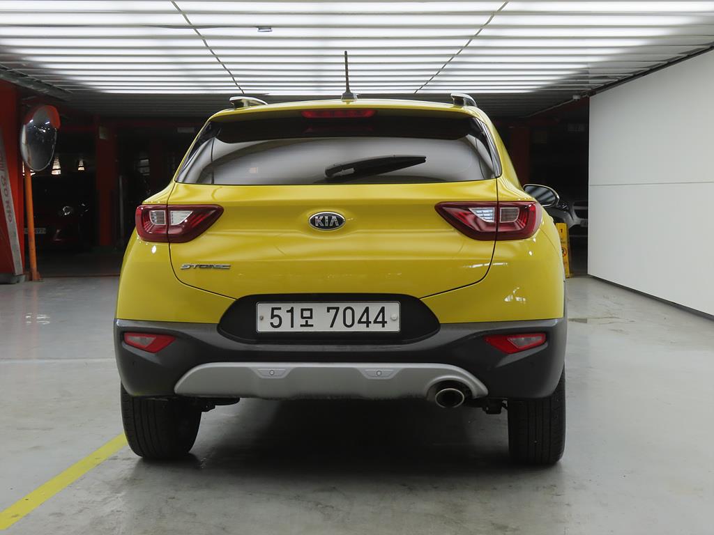 KIA Stonic - Vista 3