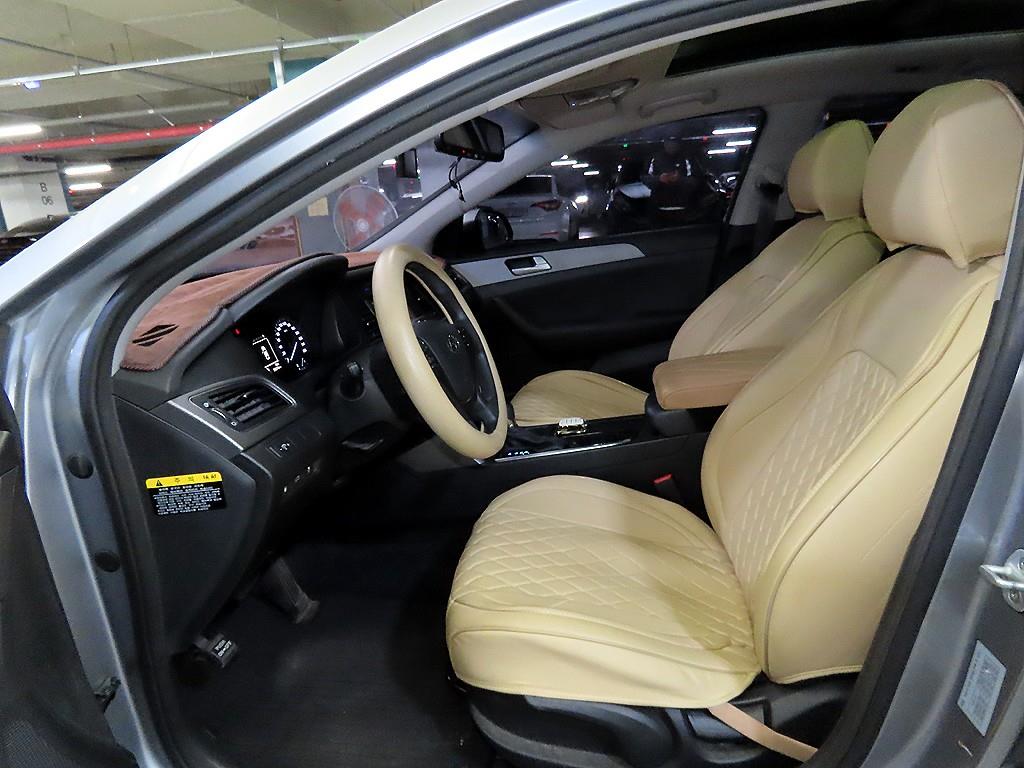 HYUNDAI Sonata - Vista 6