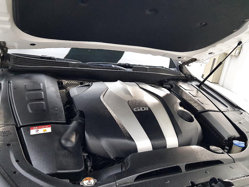 KIA K9 - Vista 6