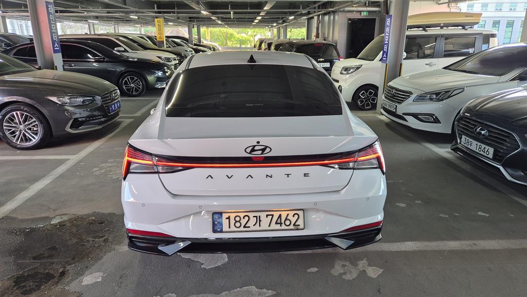 HYUNDAI Avante 2021 Blanco - Importación desde Corea - HF Imports Iquique - Foto 20