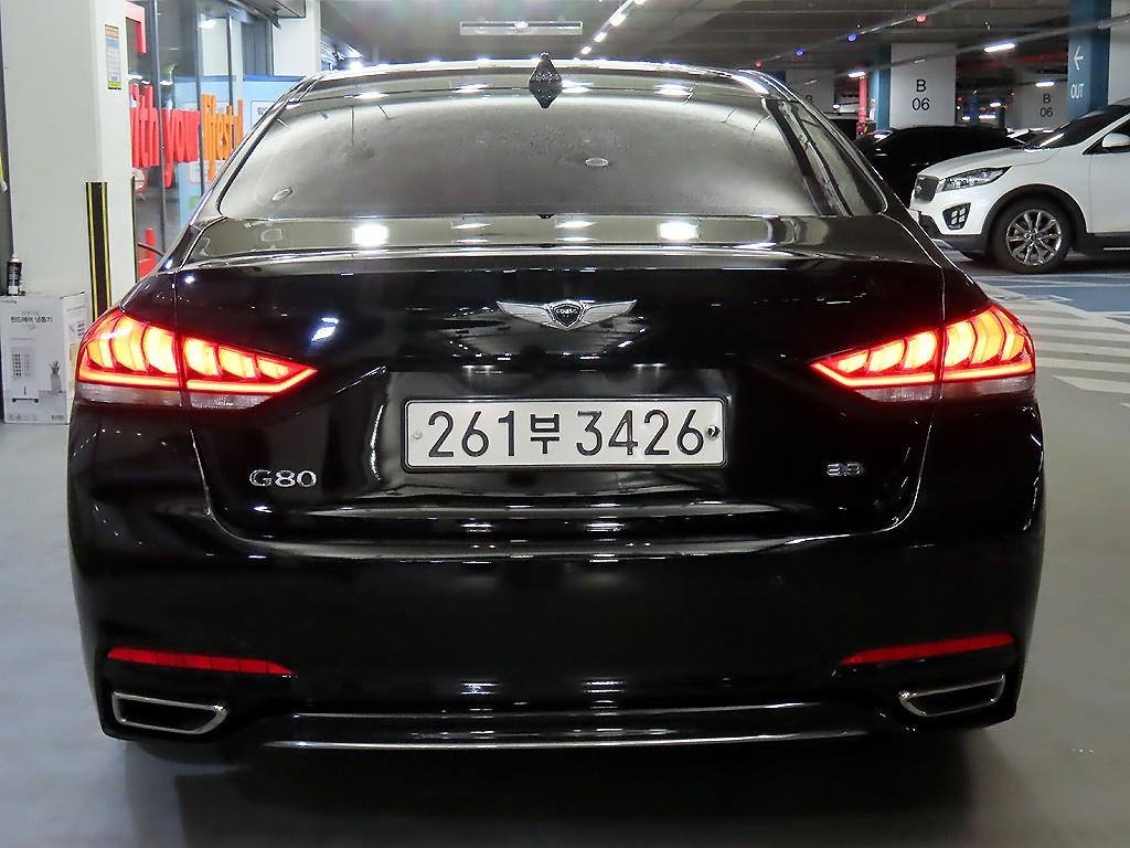 Genesis G80 - Vista 5