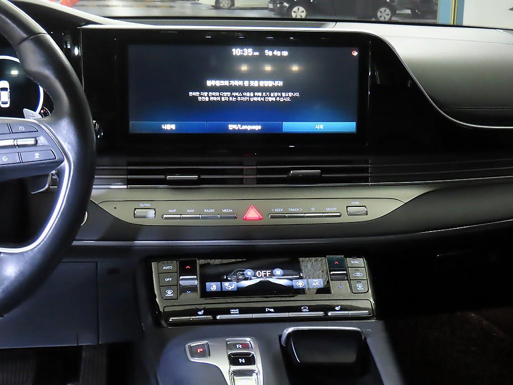 HYUNDAI Grandeur - Vista 11