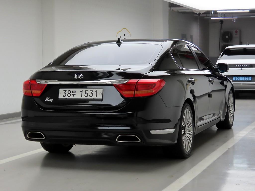 KIA K9 - Vista 3