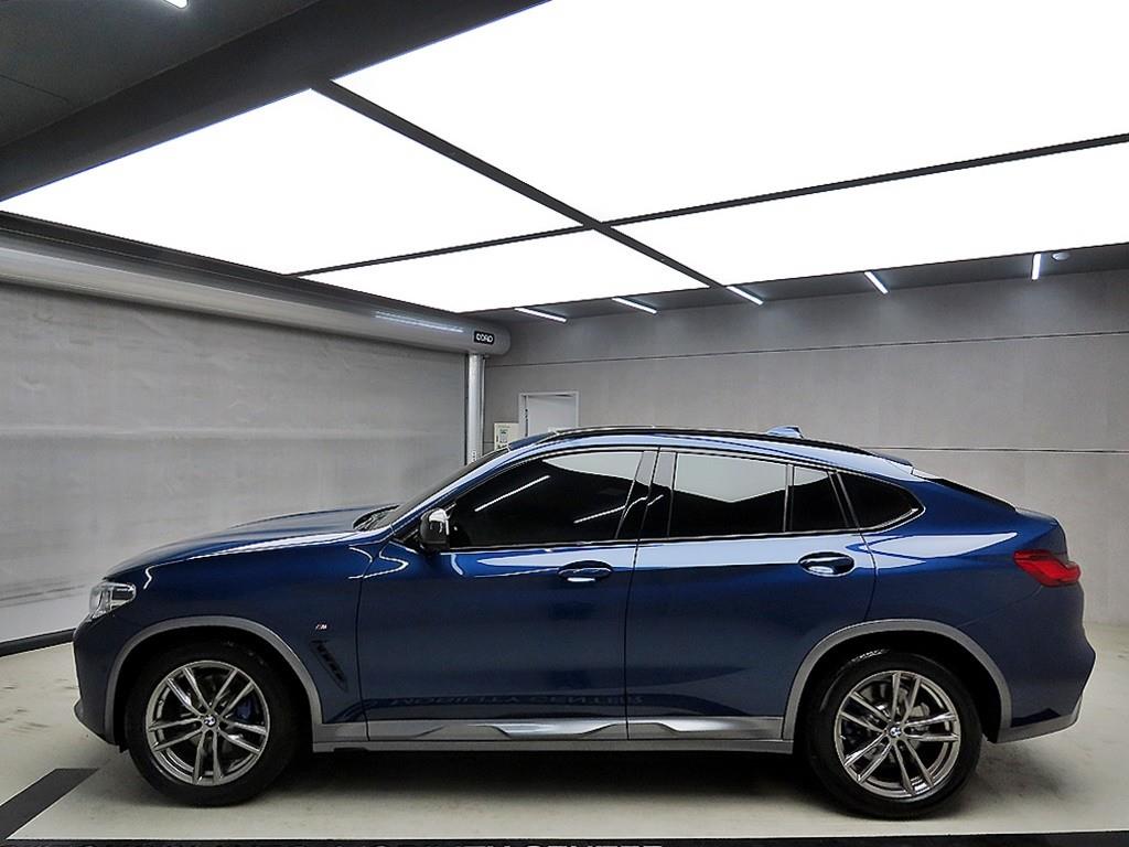 BMW X4 - Vista 4