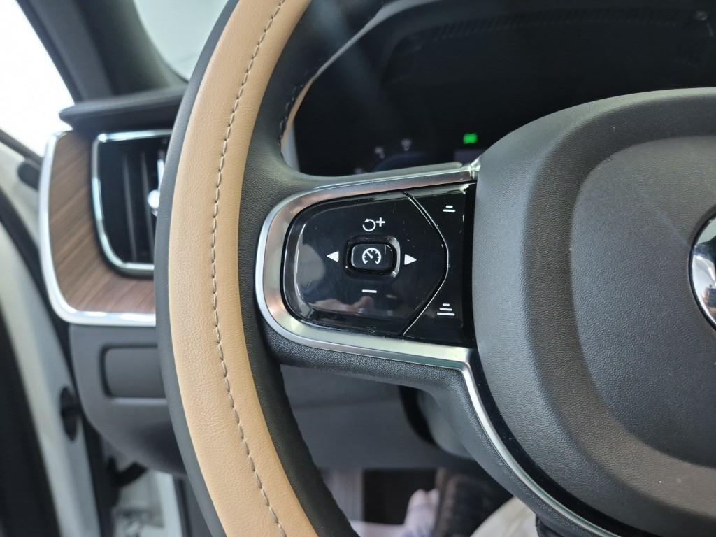 Volvo XC60 2024 Blanco - Importación desde Corea - HF Imports Iquique - Foto 16