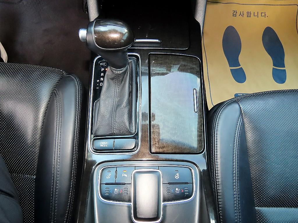 KIA K7 - Vista 10
