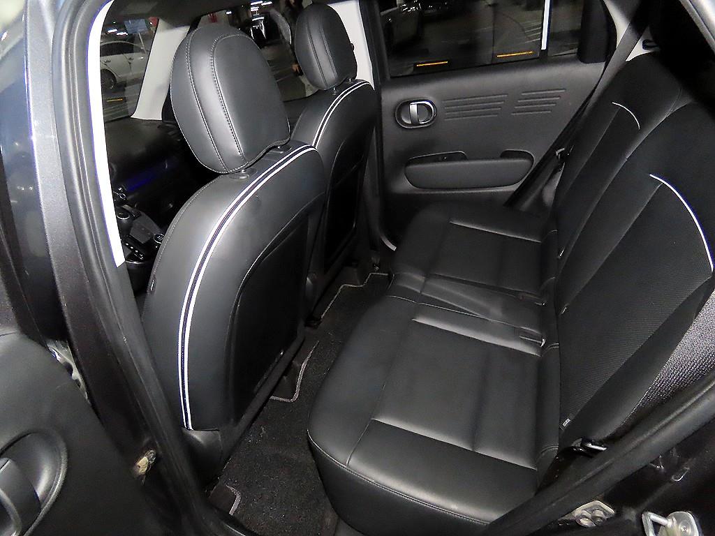 HYUNDAI Casper - Vista 7