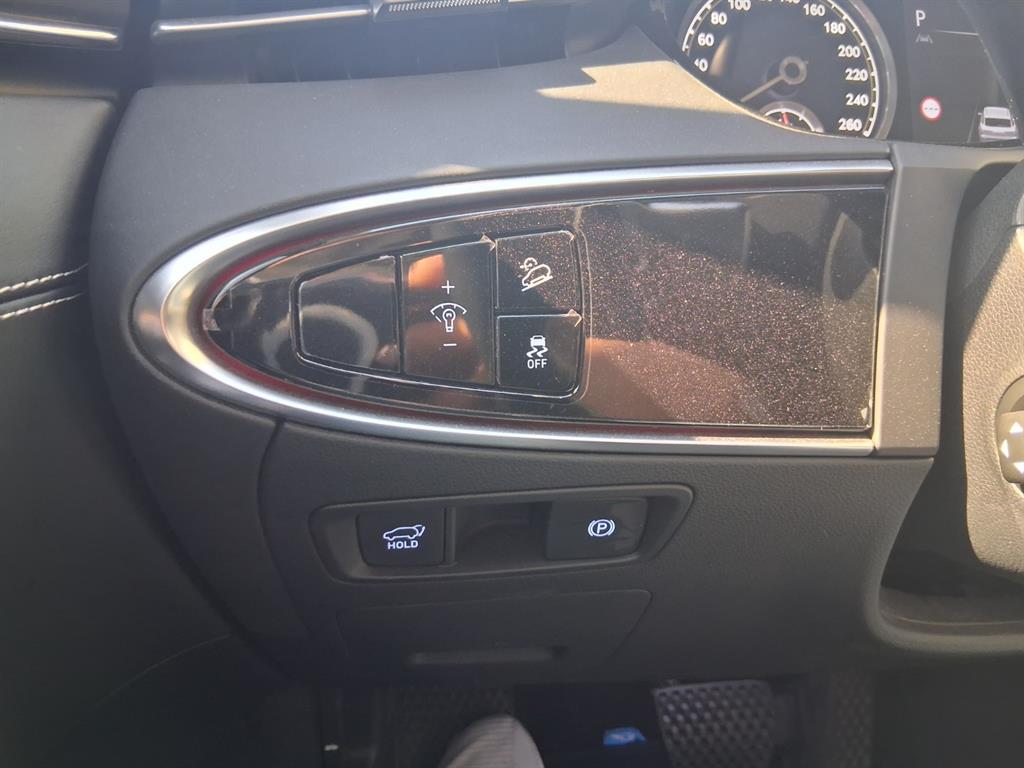 Genesis GV70 - Vista 10