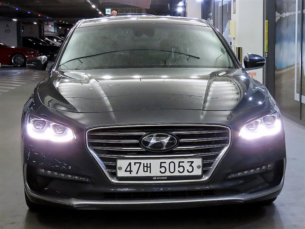 HYUNDAI Grandeur - Vista 2