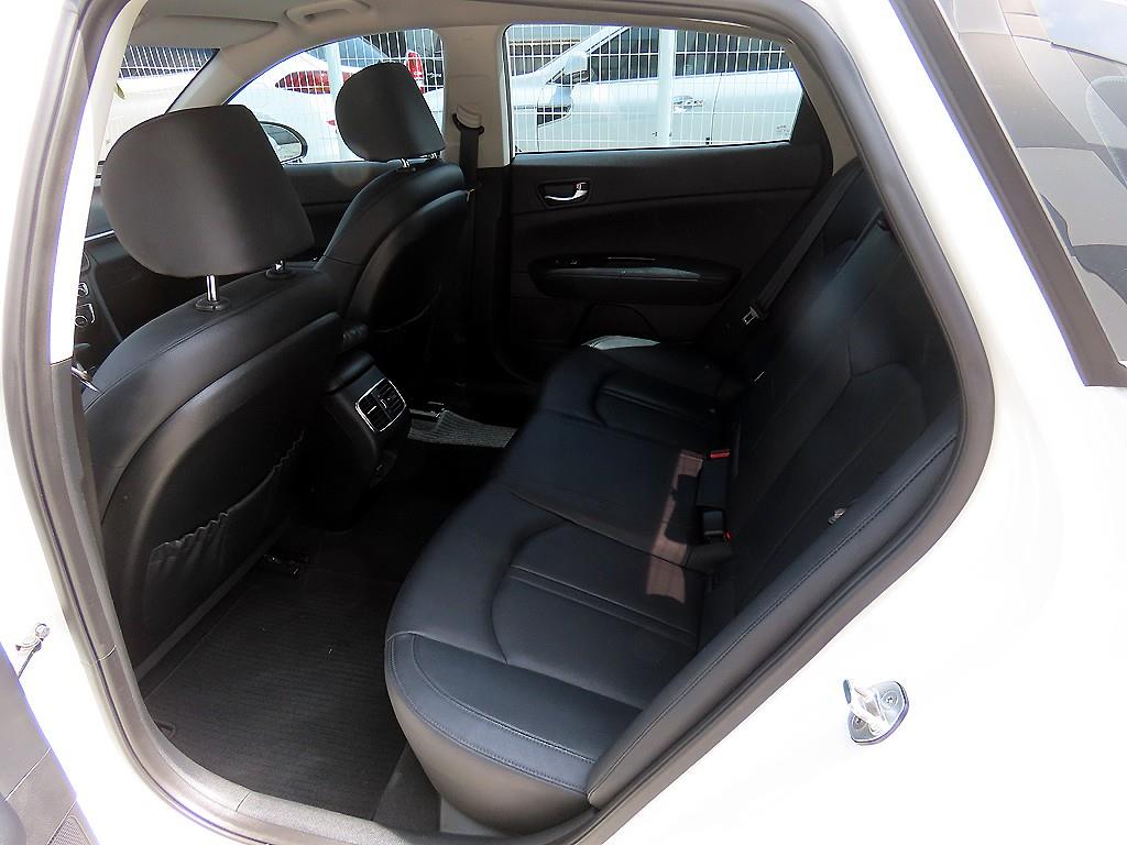 KIA K5 - Vista 6