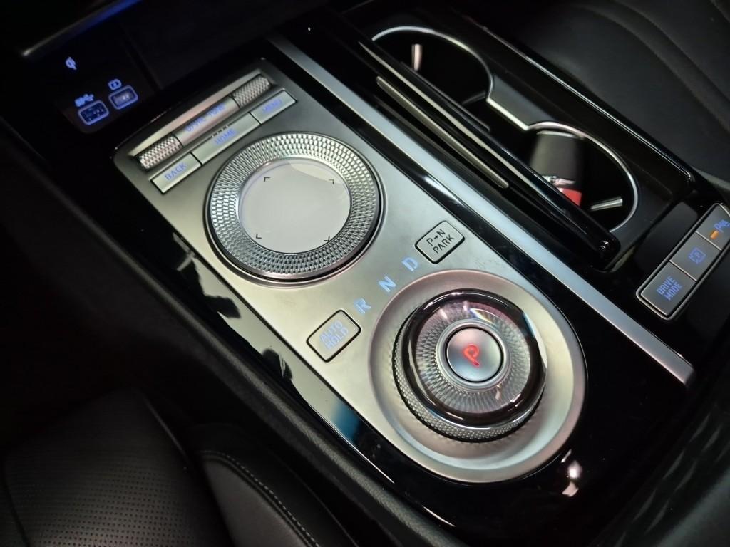 Genesis G80 - Vista 8
