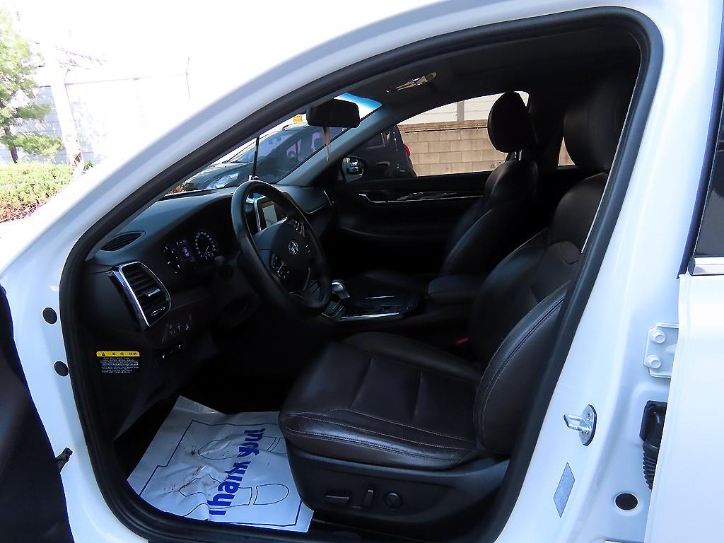 HYUNDAI Grandeur - Vista 5