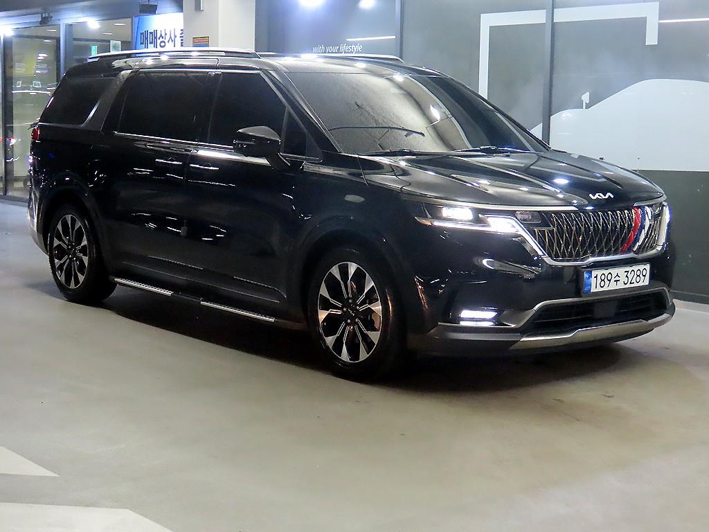 KIA Carnival 2023 Negro - Importación desde Corea - HF Imports Iquique - Foto 1