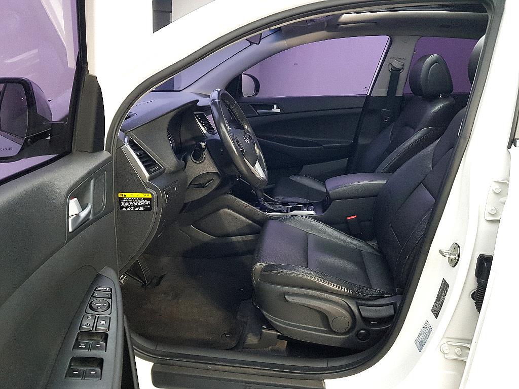 HYUNDAI Tucson - Vista 8