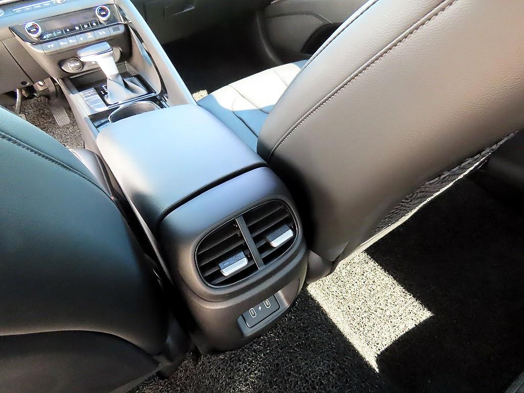 HYUNDAI Avante 2024 Blanco - Importación desde Corea - HF Imports Iquique - Foto 18