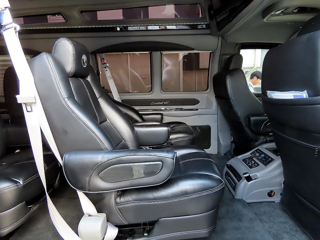 Chevrolet Express van - Vista 6
