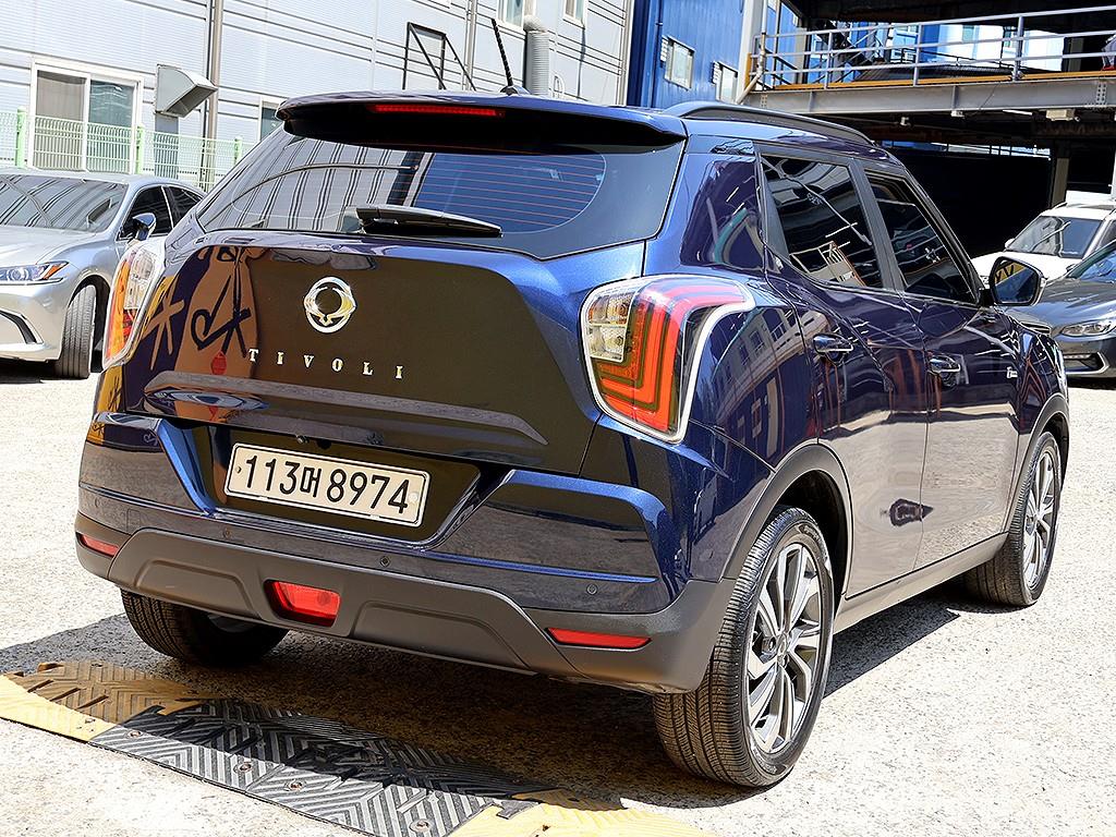 Ssangyong Tivoli - Vista 7