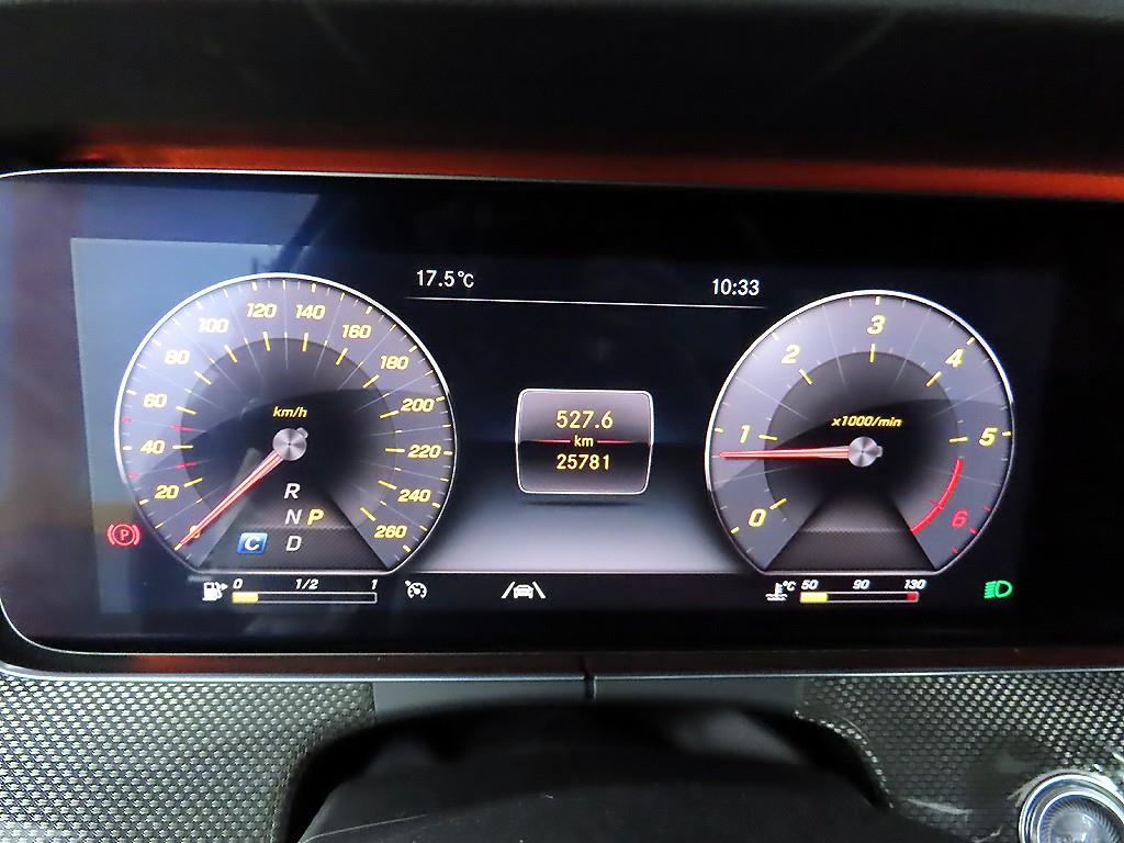 Mercedes Benz CLS Class - Vista 8