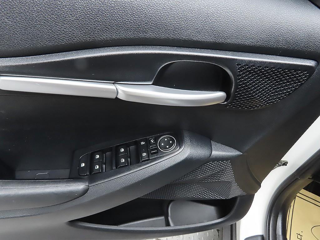 KIA Seltos 2022 Blanco - Importación desde Corea - HF Imports Iquique - Foto 11