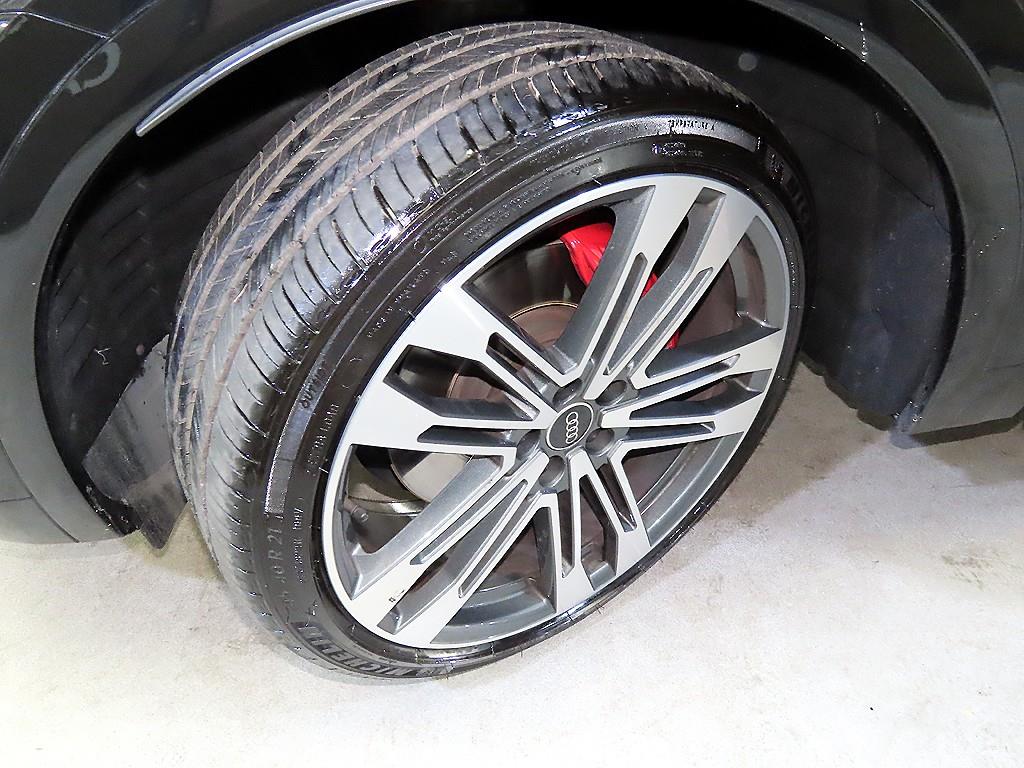 Audi SQ5 2022 Negro - Importación desde Corea - HF Imports Iquique - Foto 20