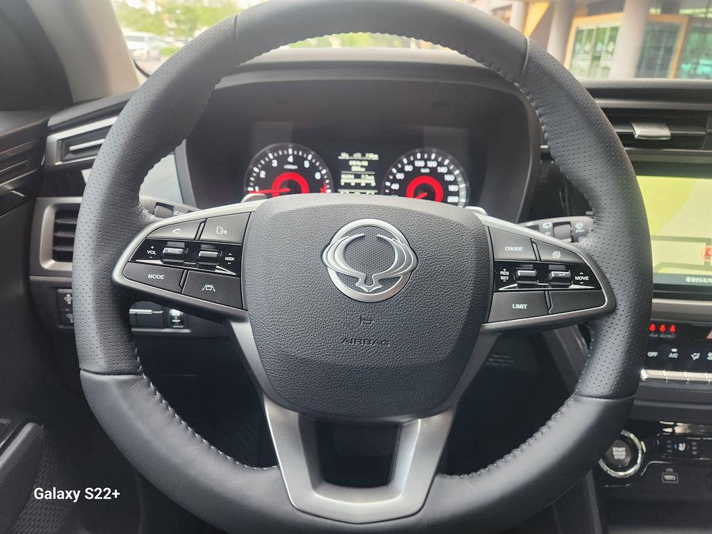 Ssangyong Korando 2025 Negro - Importación desde Corea - HF Imports Iquique - Foto 13