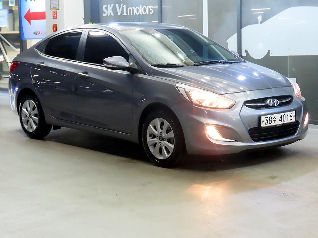 HYUNDAI Accent 2017 Gris - Importación desde Corea - HF Imports Iquique - Foto 1