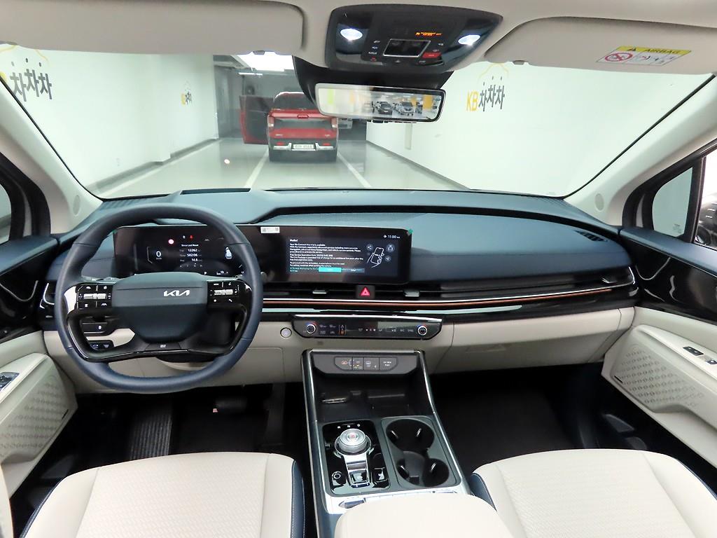 KIA Carnival - Vista 6