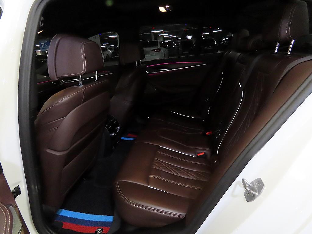 BMW 5 Series - Vista 7