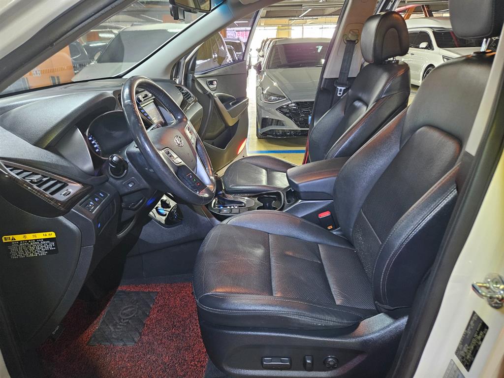 HYUNDAI Santa Fe - Vista 11