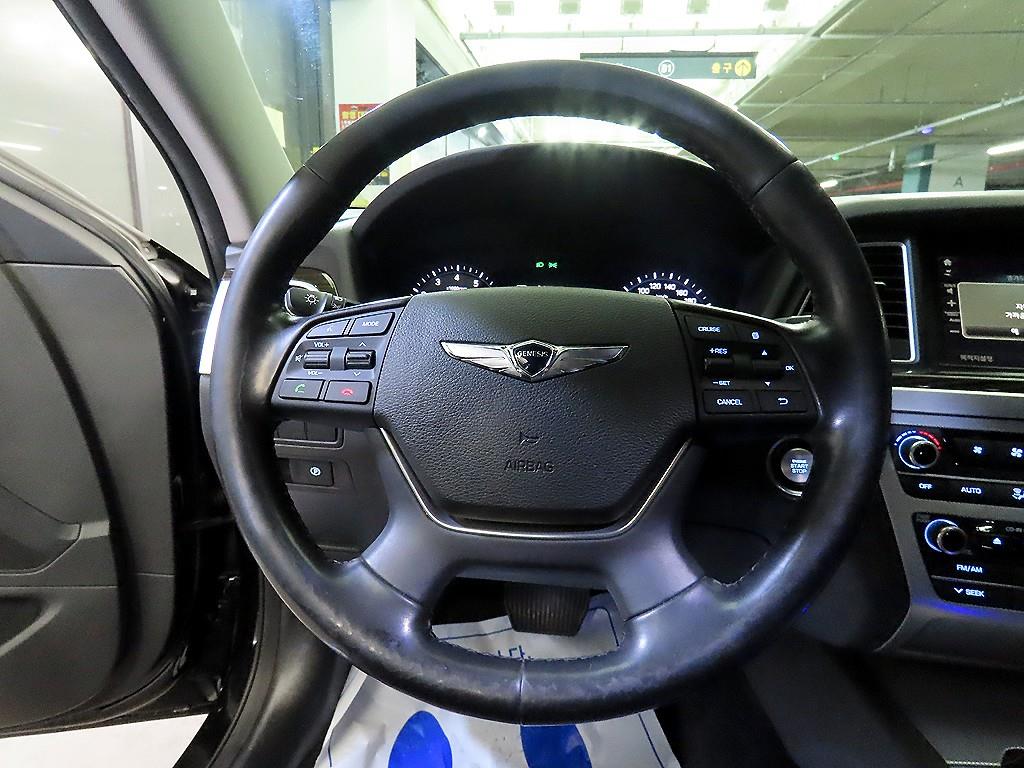 Genesis G80 - Vista 8
