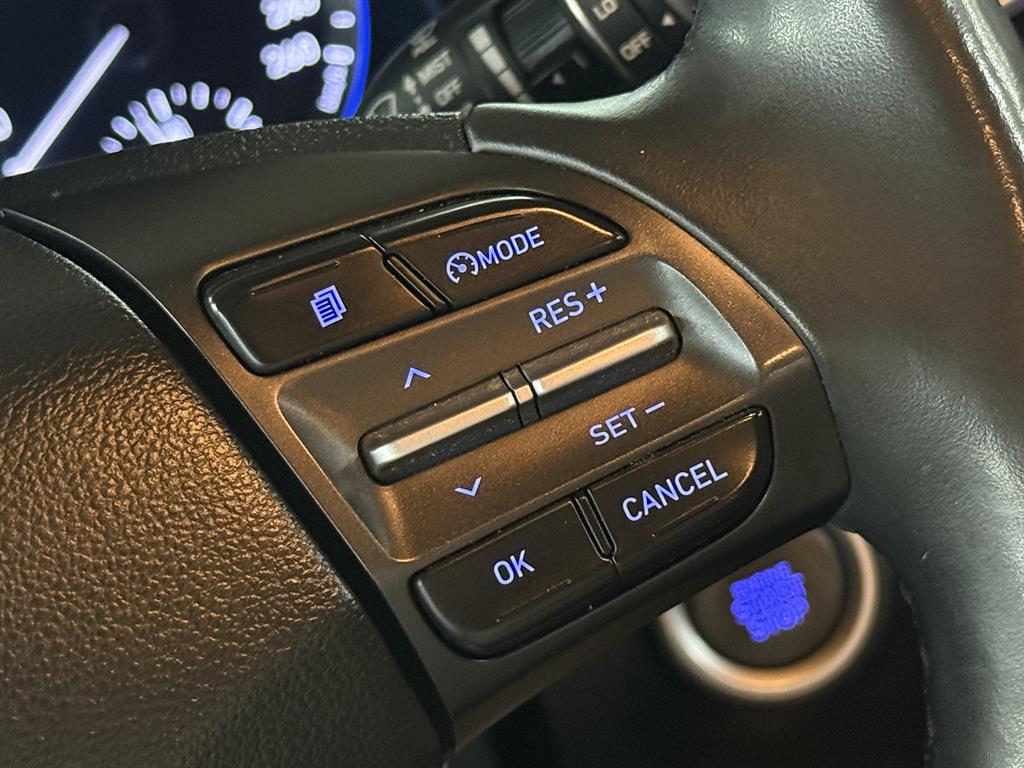 HYUNDAI Kona - Vista 12
