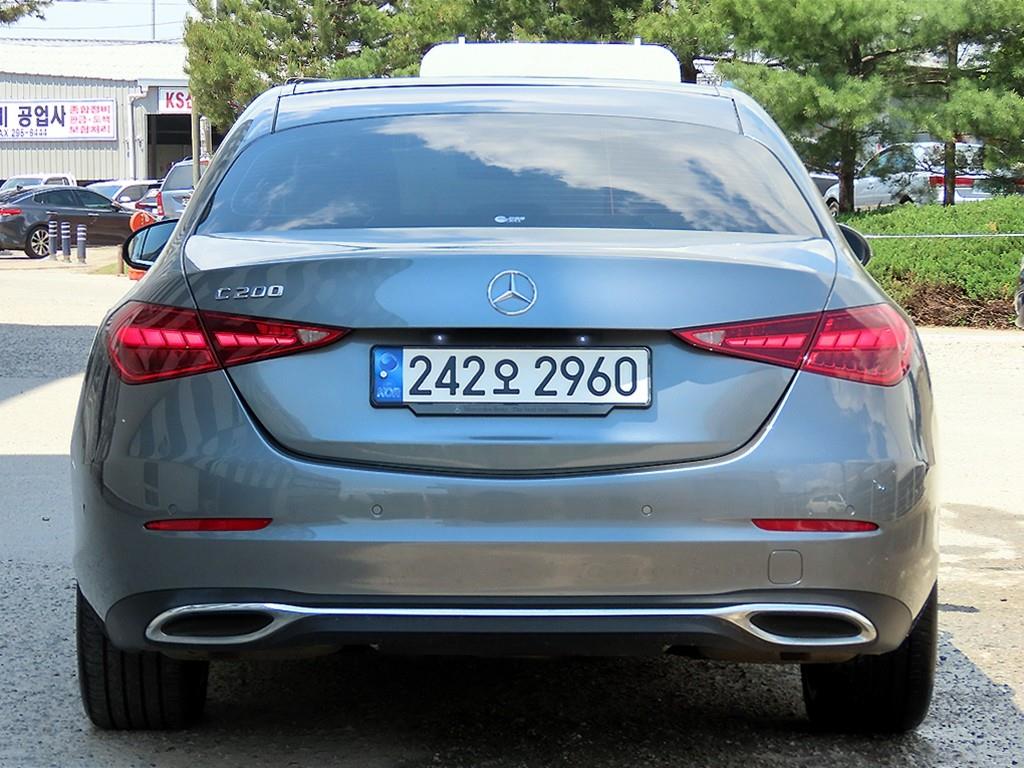 Mercedes Benz C Class - Vista 4