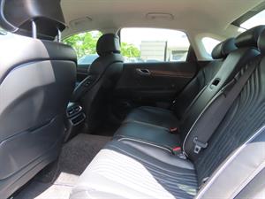 Genesis G80 - Vista 12