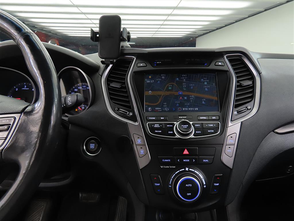HYUNDAI Santa Fe - Vista 10