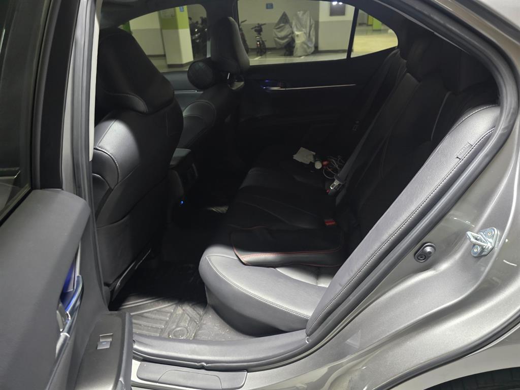Toyota Camry - Vista 7