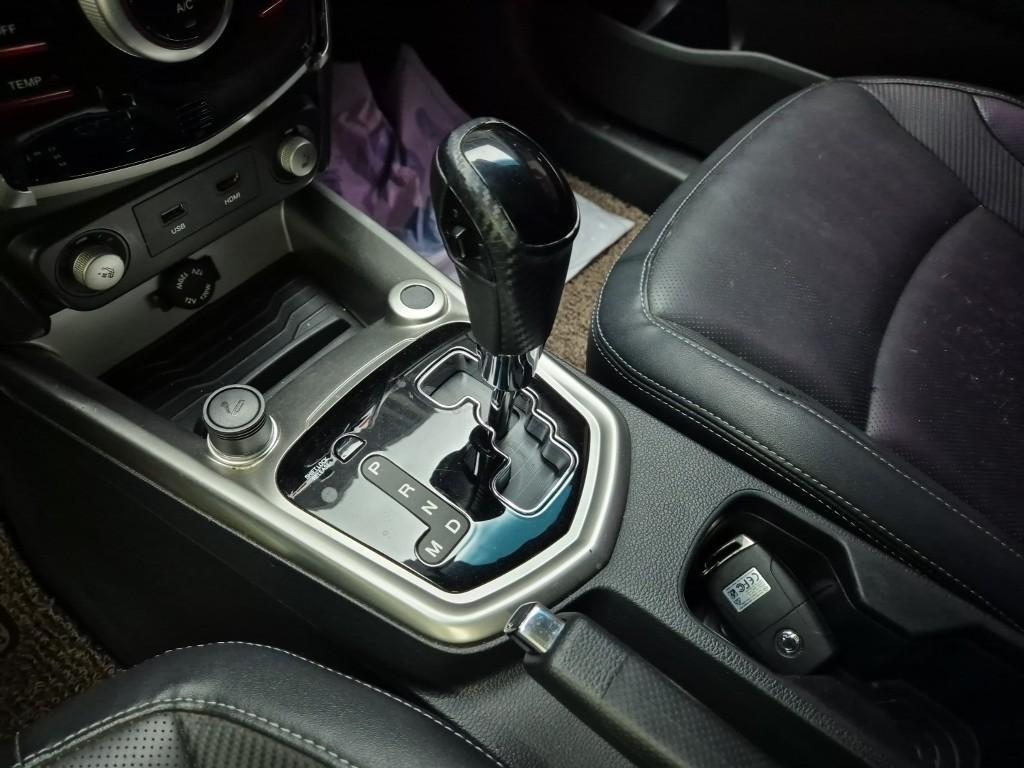Ssangyong Tivoli - Vista 8