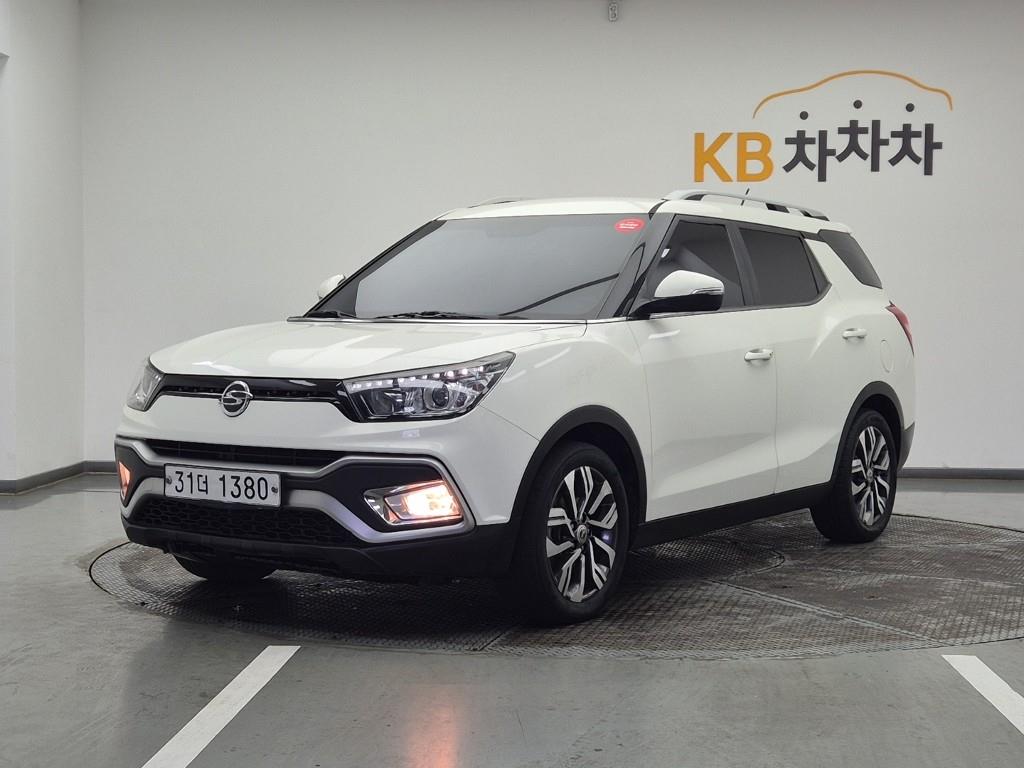 Ssangyong Tivoli 2018 Blanco - Importación desde Corea - HF Imports Iquique - Foto 1