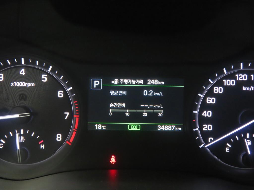Genesis G80 - Vista 8