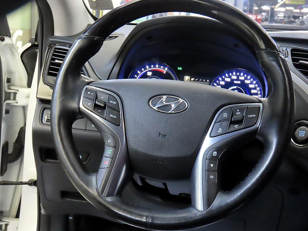 HYUNDAI Grandeur - Vista 8