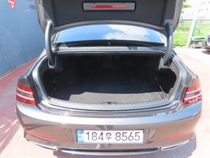 Genesis G80 - Vista 10