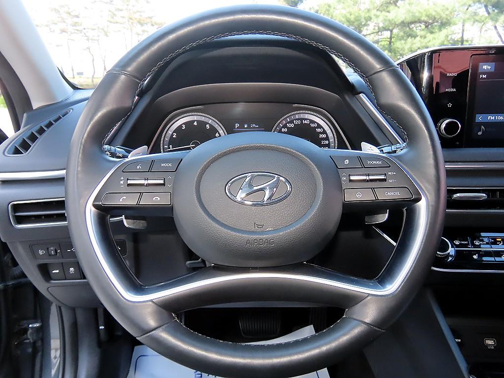 HYUNDAI Sonata - Vista 8