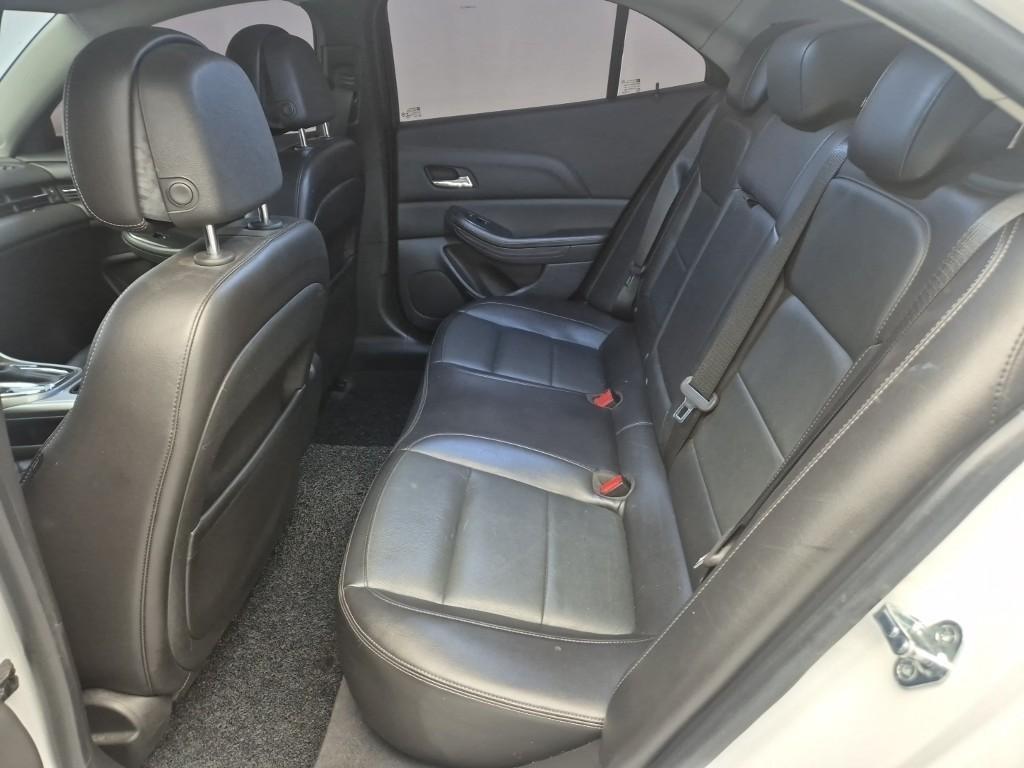 Chevrolet Malibu - Vista 7
