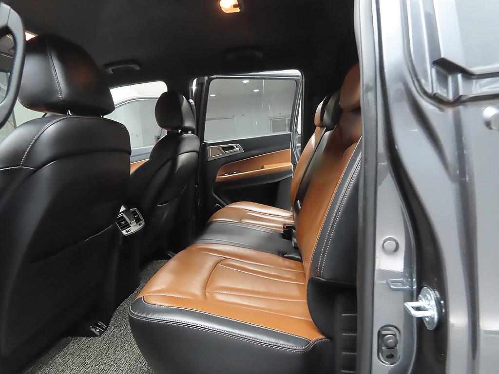 Ssangyong Rexton 2019 Gris - Importación desde Corea - HF Imports Iquique - Foto 10