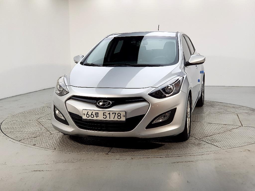HYUNDAI i30 - Vista 2