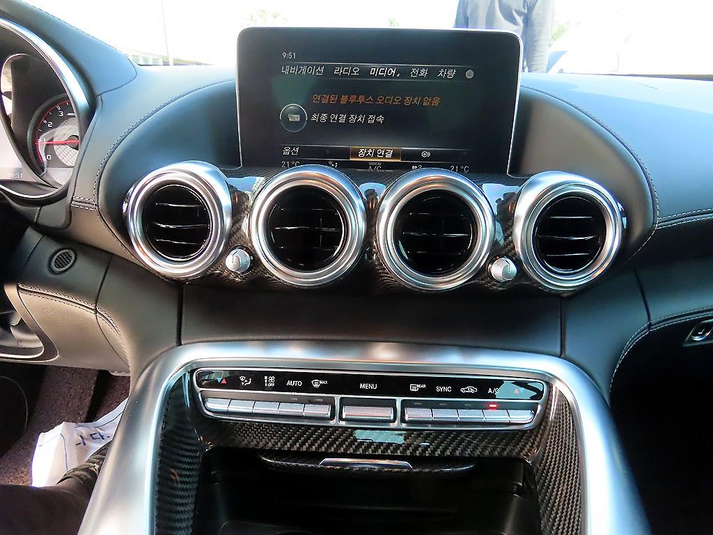 Mercedes Benz AMG GT - Vista 12