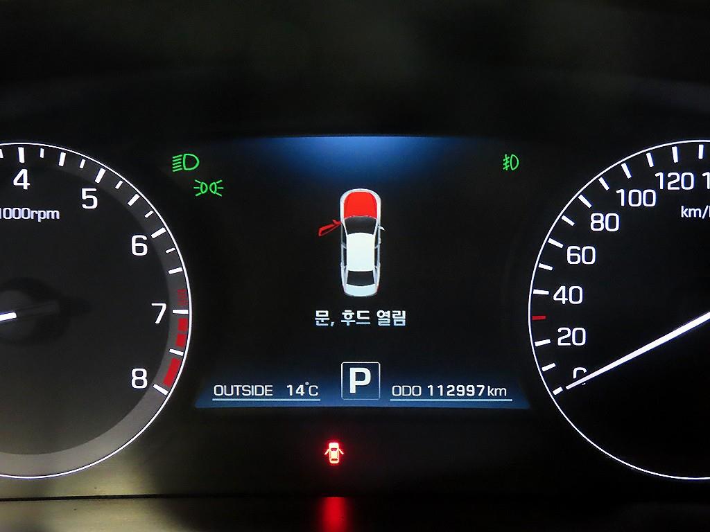 HYUNDAI Equus - Vista 9