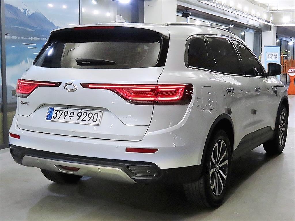 SAMSUNG QM6 - Vista 4