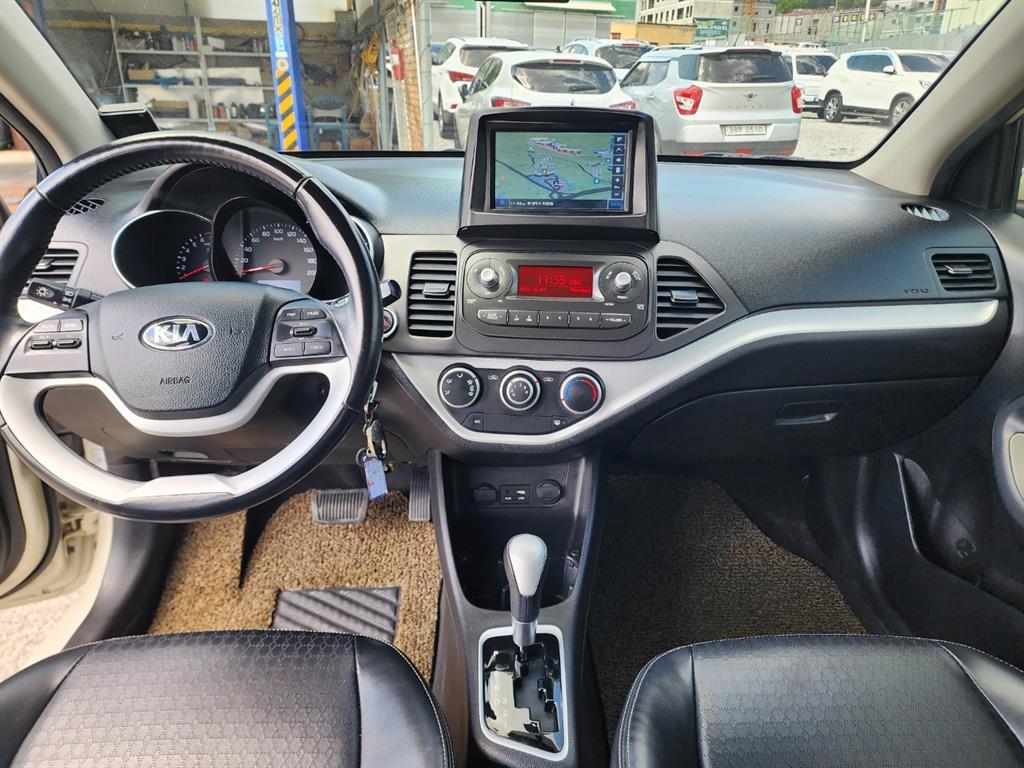 KIA Morning - Vista 11