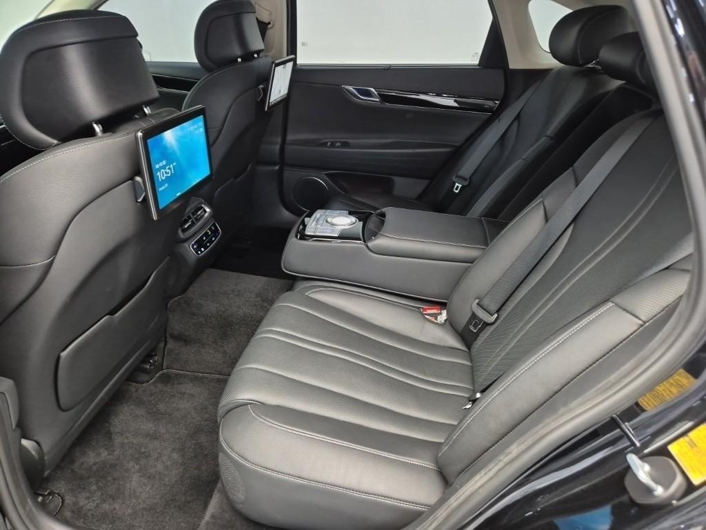 Genesis G80 - Vista 12